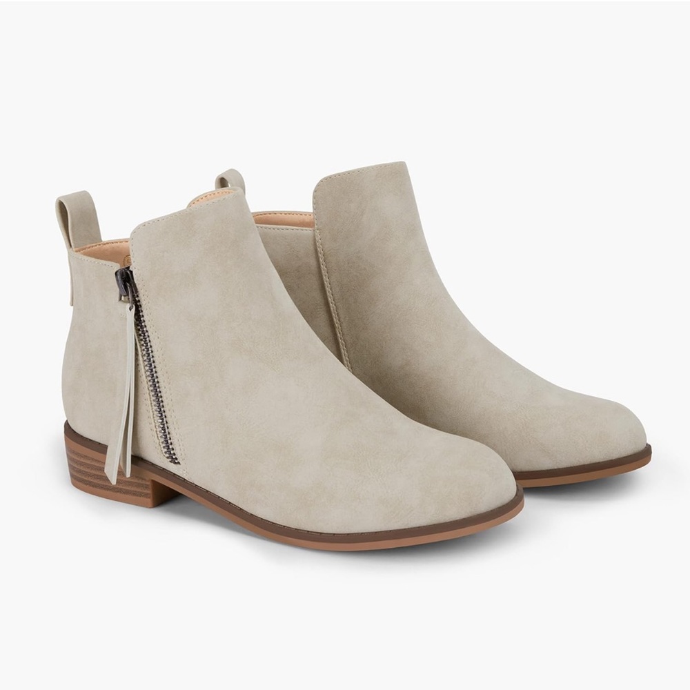 Mafulus Womens Round Toe Ankle Boots,  Faux Leather Stacked Low Heel Side Zipper - Picture 4 of 16